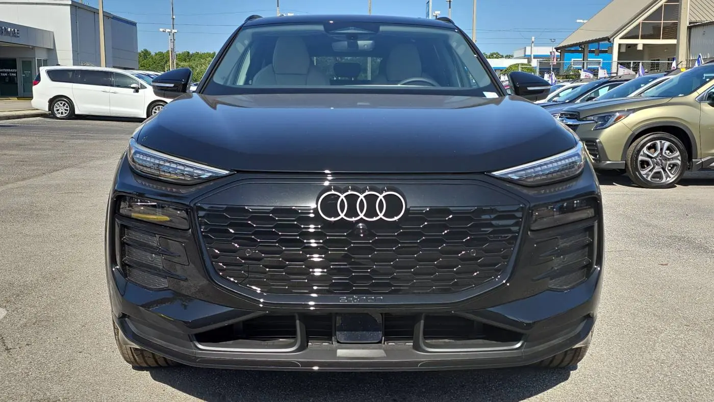 2025 Audi Q6 e-tron WA124BGF0SA043845