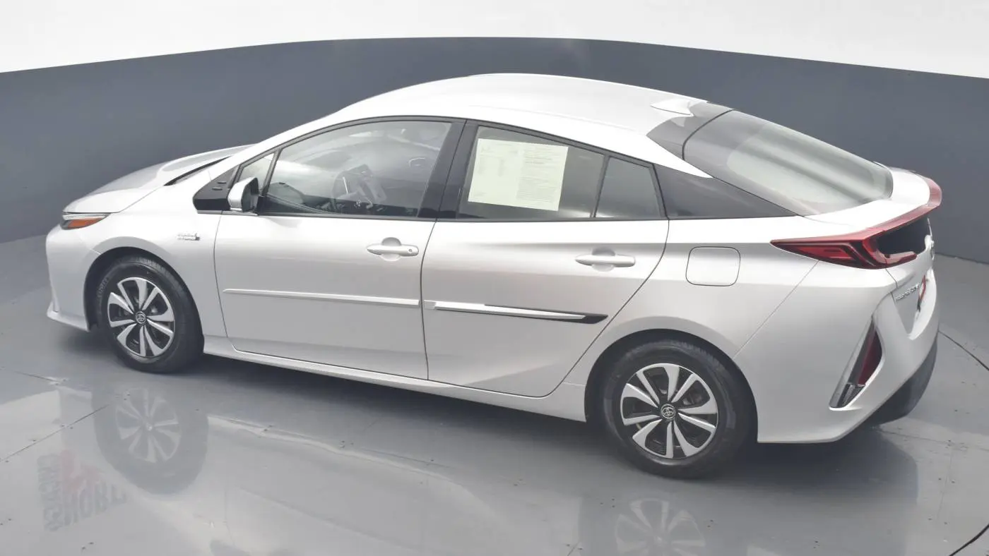 2018 Toyota Prius Prime JTDKARFP7J3093159