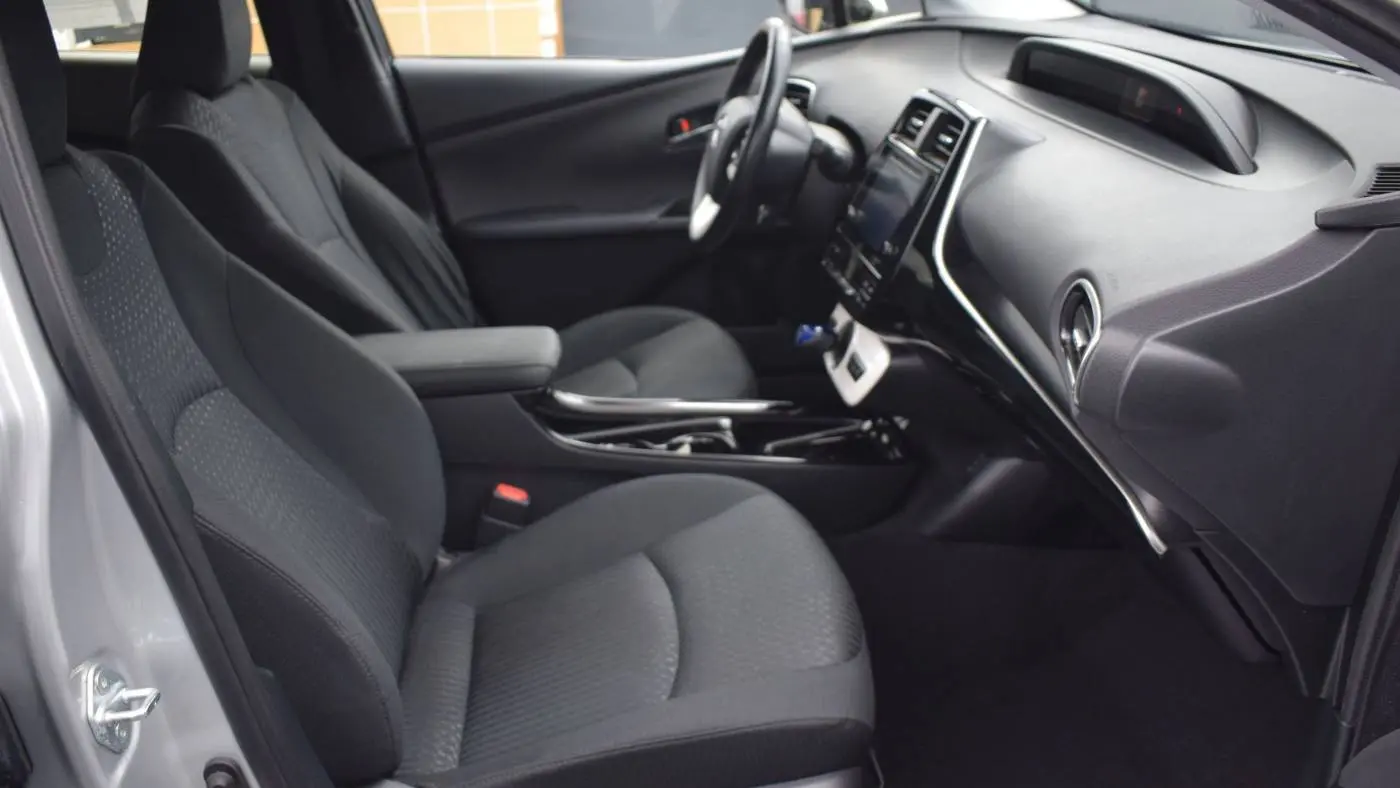 2018 Toyota Prius Prime JTDKARFP7J3093159