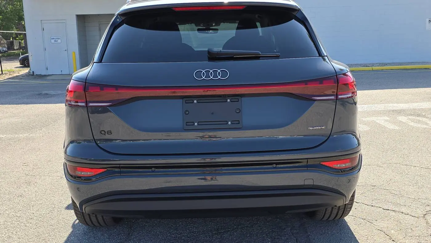 2025 Audi Q6 e-tron WA124BGF6SA025818