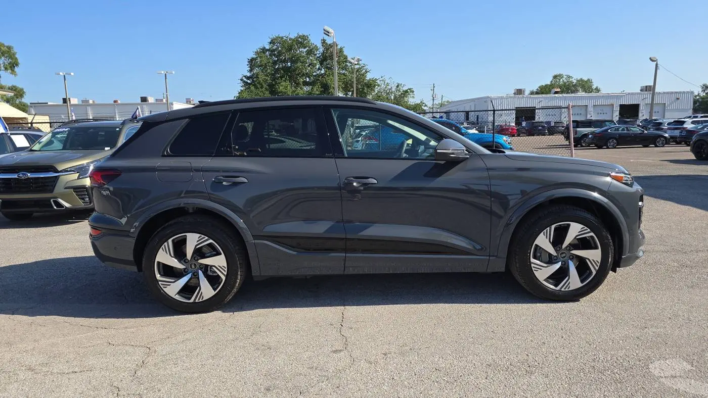 2025 Audi Q6 e-tron WA124BGF6SA025818