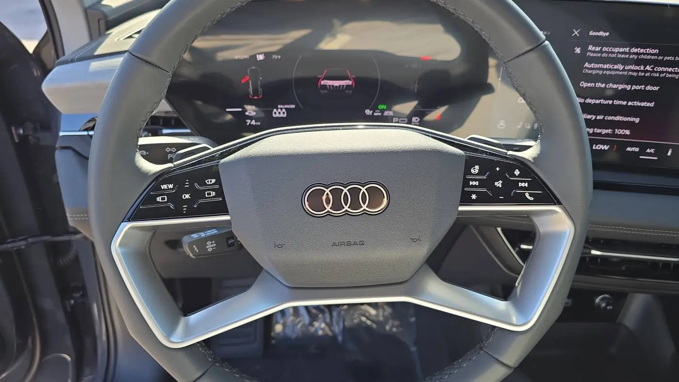 2025 Audi Q6 e-tron WA124BGF6SA025818