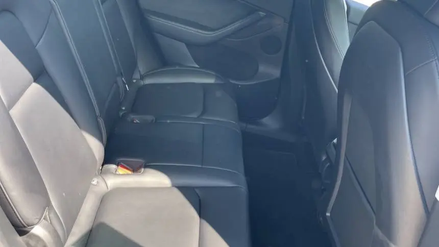 2022 Tesla Model Y 7SAYGDEE0NF328220