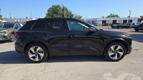 2025 Audi Q6 e-tron WA124BGF0SA043845