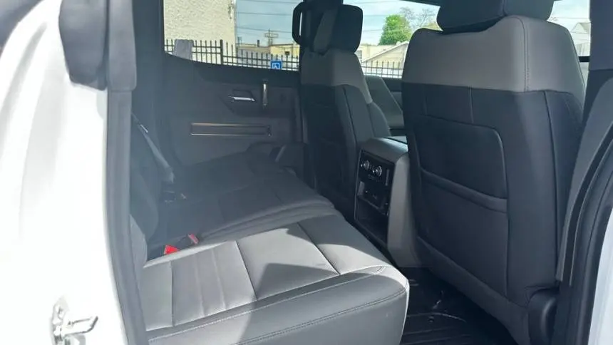 2024 GMC HUMMER EV SUV 1GKB0NDEXRU109801