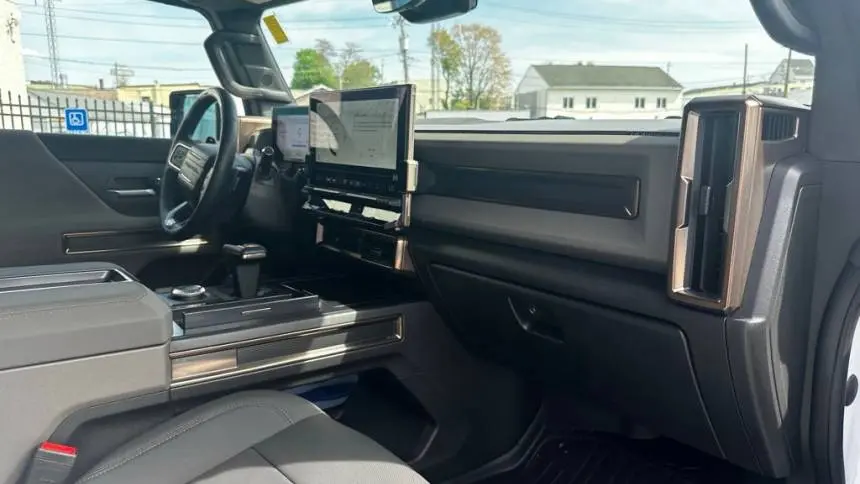2024 GMC HUMMER EV SUV 1GKB0NDEXRU109801