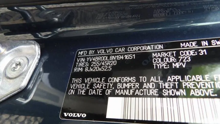 2022 Volvo XC60 YV4BR0DL8N1941651
