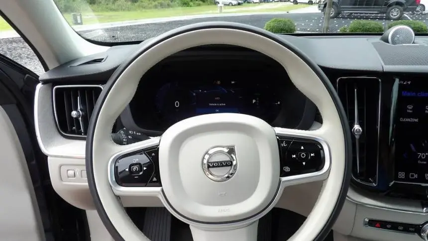 2022 Volvo XC60 YV4BR0DL8N1941651