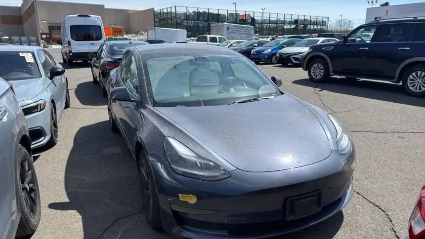 2022 Tesla Model 3 5YJ3E1EB9NF353067
