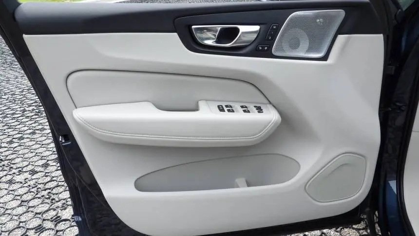 2022 Volvo XC60 YV4BR0DL8N1941651