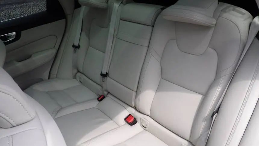 2022 Volvo XC60 YV4BR0DL8N1941651