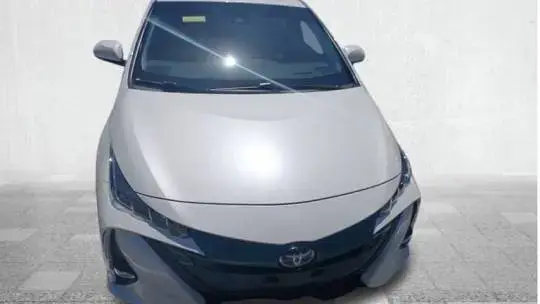 2017 Toyota Prius Prime - Images - 2