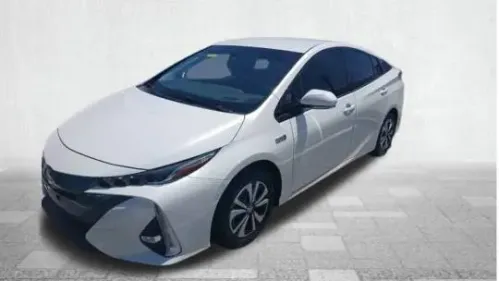 2017 Toyota Prius Prime - Images - 5