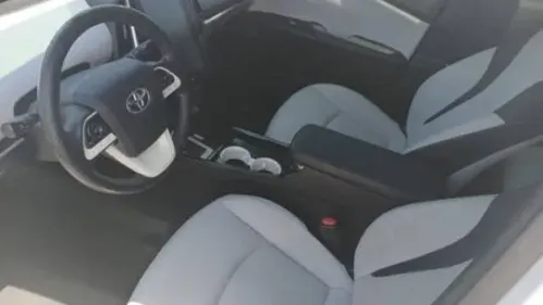 2017 Toyota Prius Prime - Images - 6