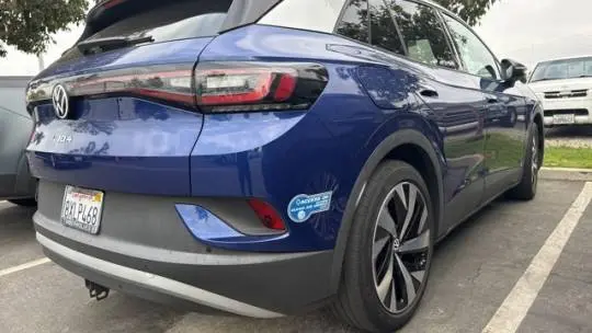 2021 Volkswagen ID.4 WVGDMPE21MP020890