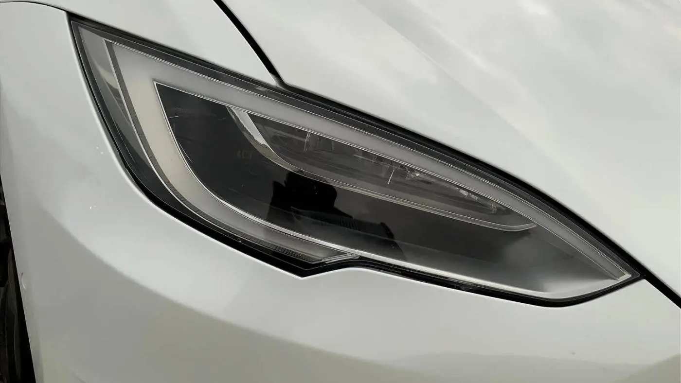 2016 Tesla Model S 5YJSA1E45GF171930