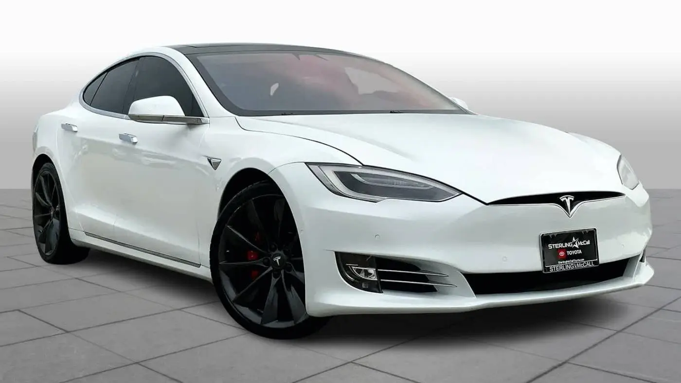 2016 Tesla Model S 5YJSA1E45GF171930
