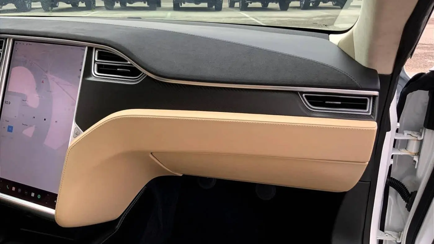 2016 Tesla Model S 5YJSA1E45GF171930