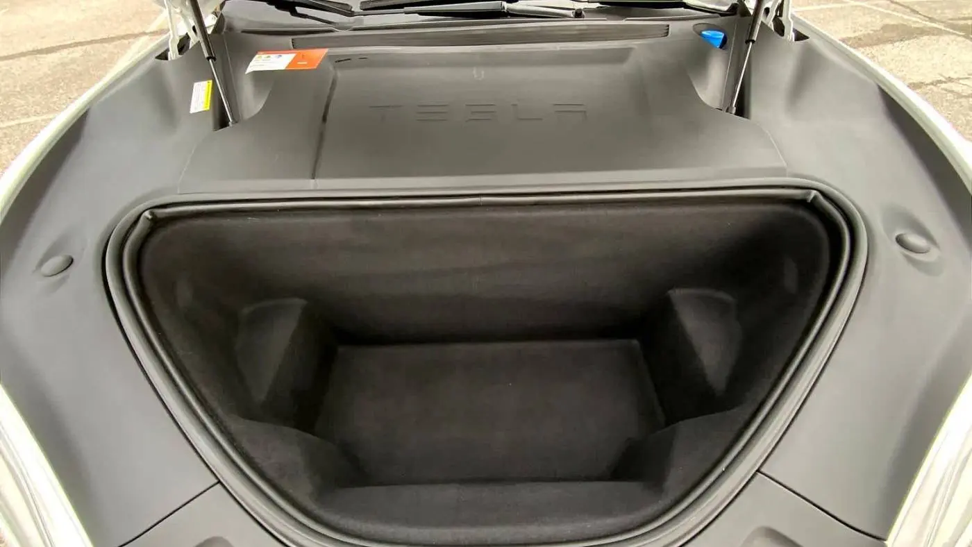 2016 Tesla Model S 5YJSA1E45GF171930
