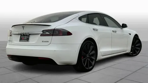 2016 Tesla Model S 5YJSA1E45GF171930