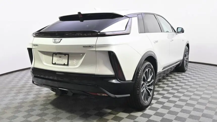 2025 Cadillac Lyriq 1GYKPURL5SZ306418