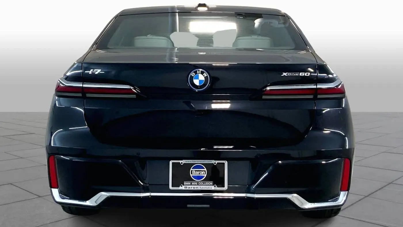 2023 BMW i7 WBY53EJ06PCN69452
