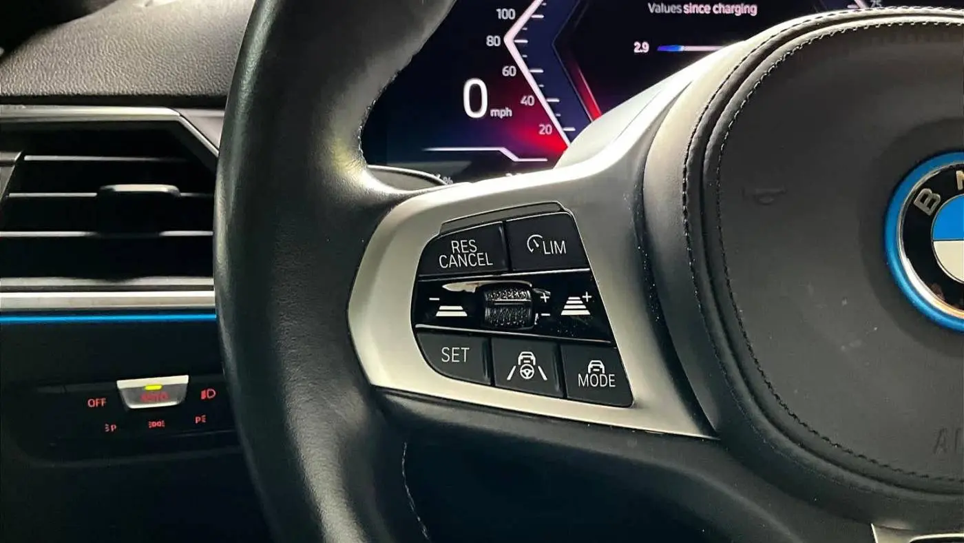 2023 BMW i4 WBY73AW0XPFR04334