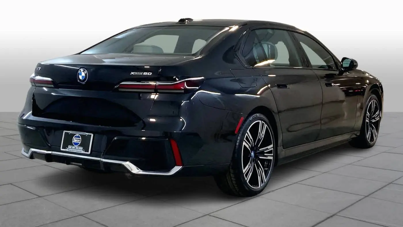 2023 BMW i7 WBY53EJ06PCN69452