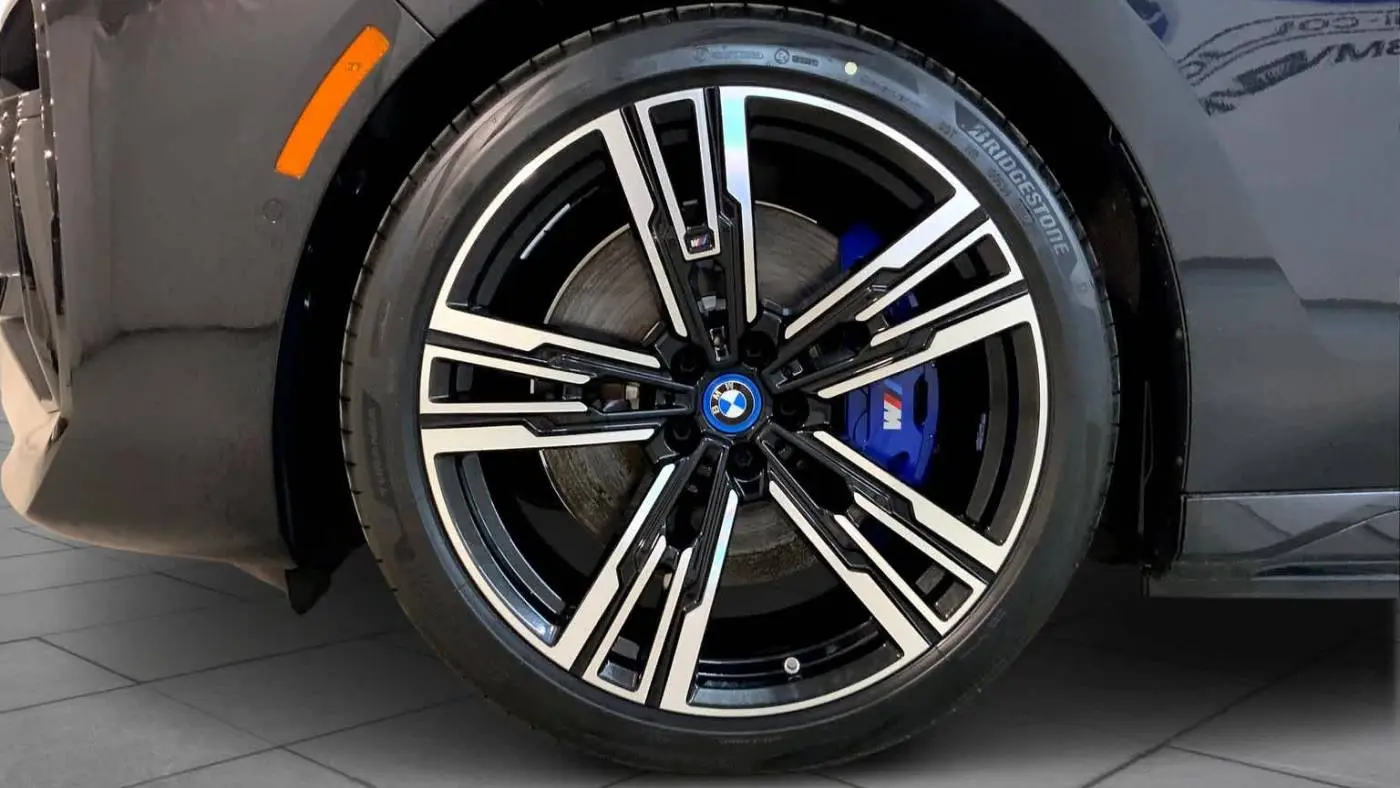 2023 BMW i7 WBY53EJ06PCN69452