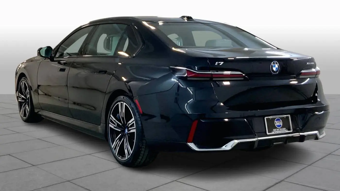 2023 BMW i7 WBY53EJ06PCN69452