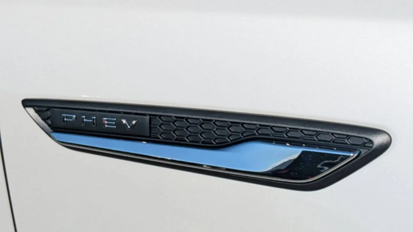2025 Mazda CX-90 JM3KKBHA8S1196415