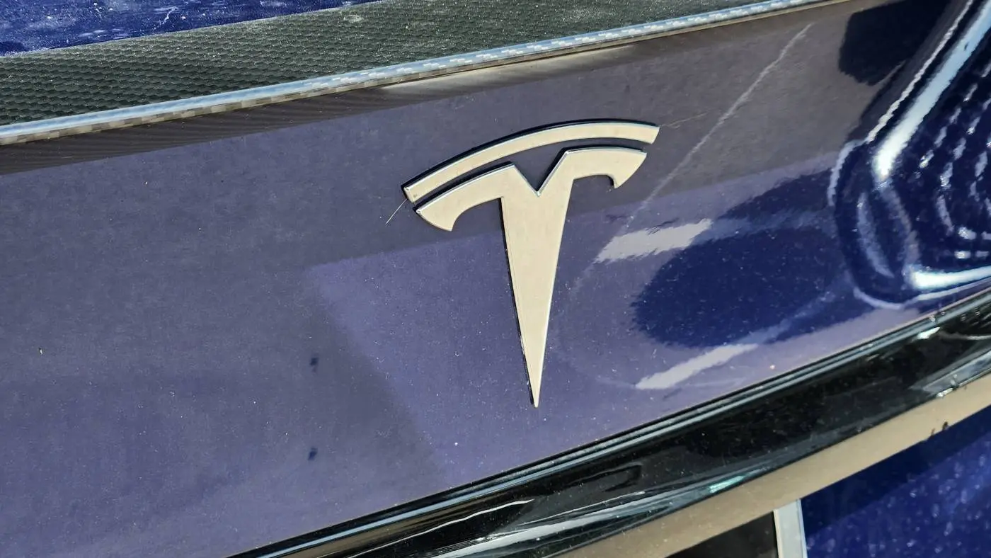 2023 Tesla Model S 5YJSA1E68PF499232