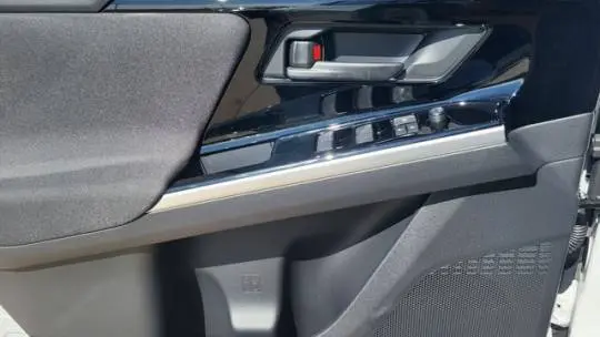 2025 Subaru Solterra JTMABABAXSA096713