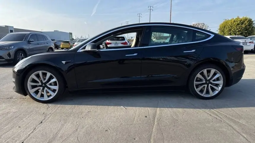 2020 Tesla Model 3 5YJ3E1EB8LF667676