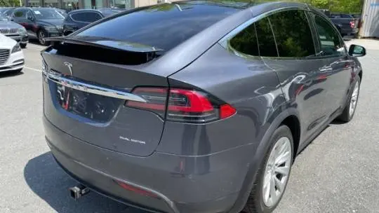 2021 Tesla Model X 5YJXCDE21MF320359