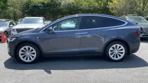 2021 Tesla Model X 5YJXCDE21MF320359