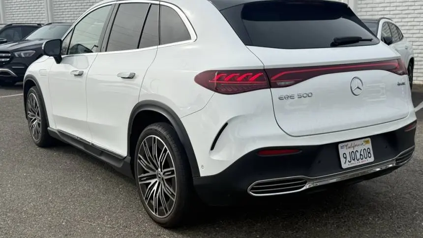 2023 Mercedes EQE SUV 4JGGM2CB0PA007381