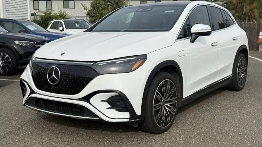 2023 Mercedes EQE SUV 4JGGM2CB0PA007381