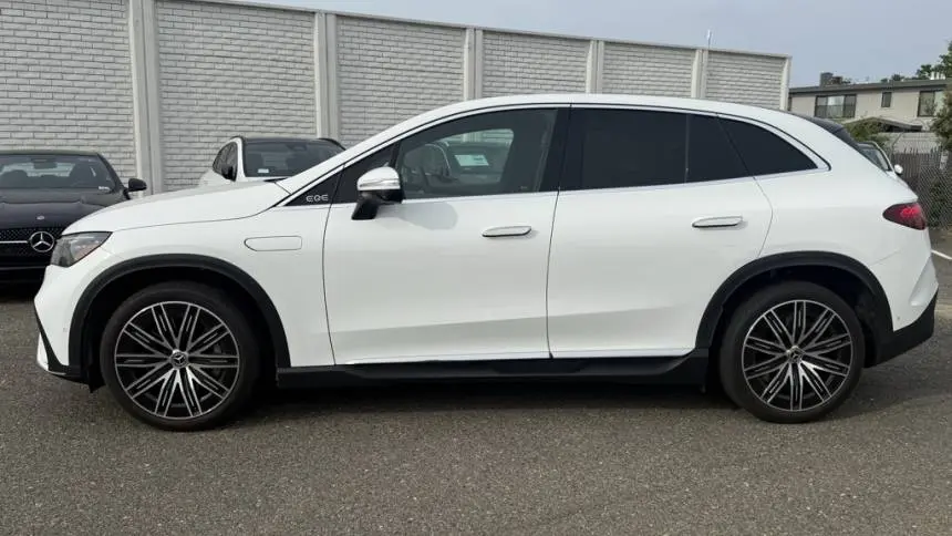 2023 Mercedes EQE SUV 4JGGM2CB0PA007381