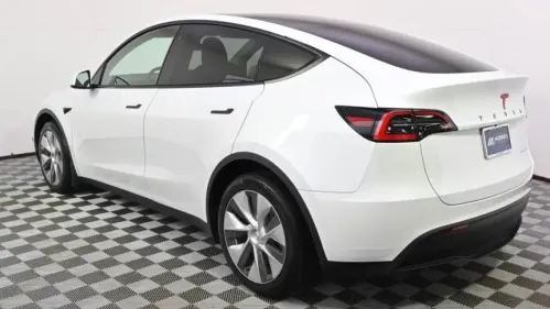 2020 Tesla Model Y 5YJYGDEE1LF050423
