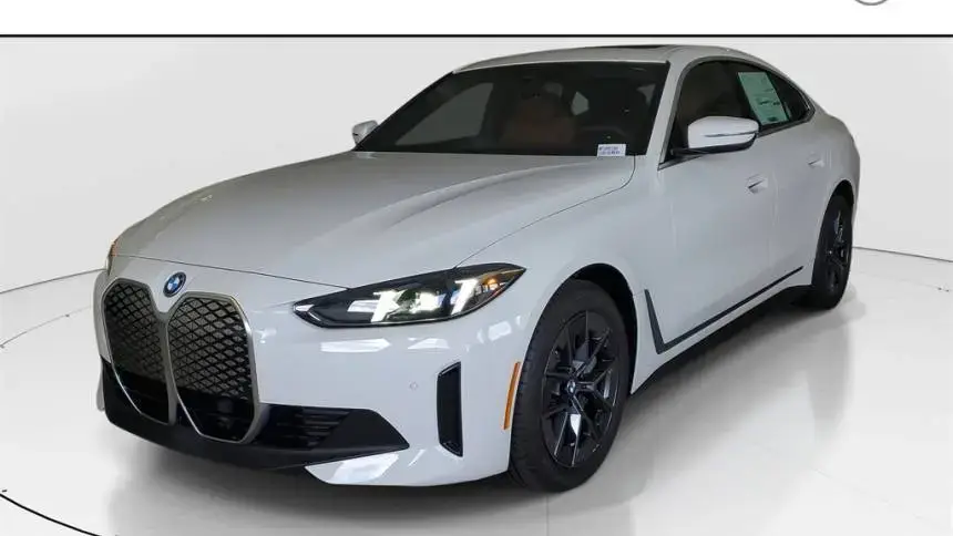 2025 BMW i4 WBY23HD04SFU86190