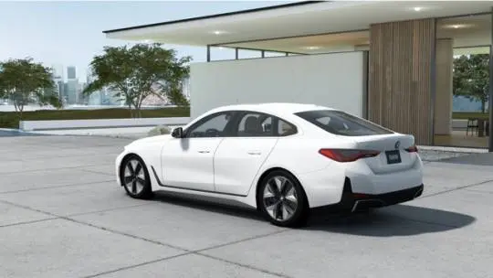2025 BMW i4 WBY43HD00SFV09330