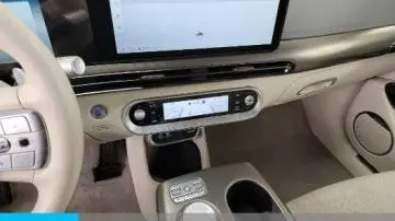 2023 Genesis GV60 KMUKCDTC2PU017007