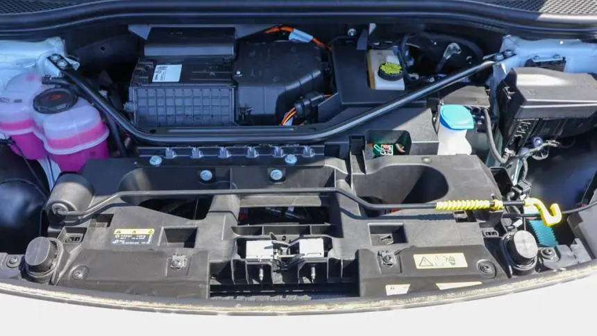 2025 Volkswagen ID.4 1V2WSPE81SC004277