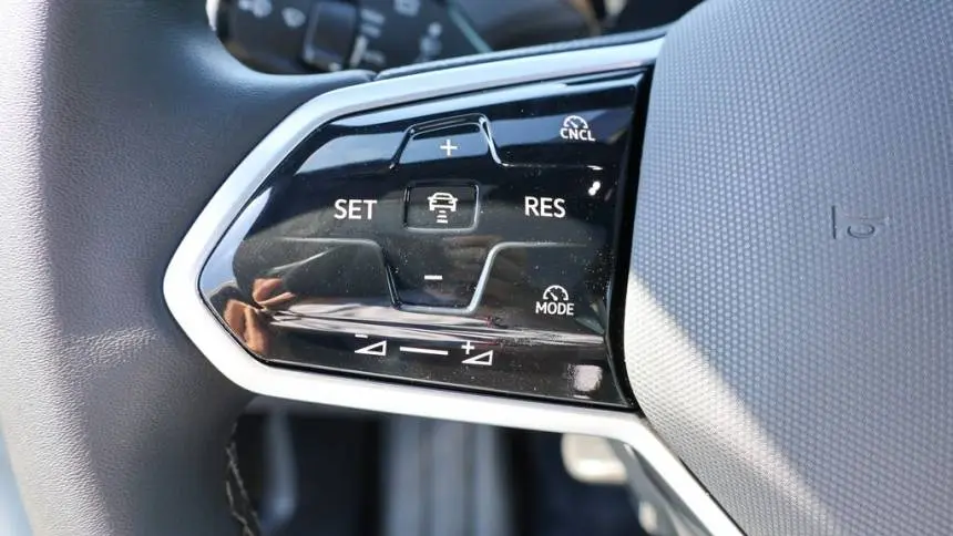 2025 Volkswagen ID.4 1V2WSPE81SC004277
