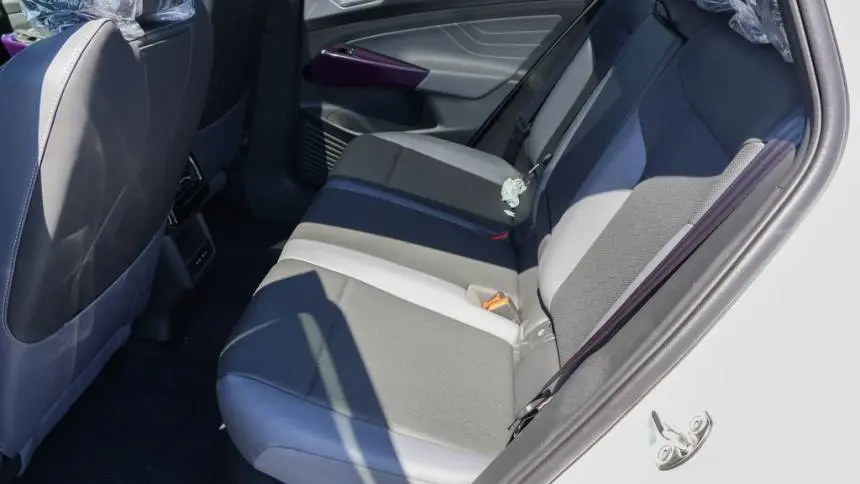 2025 Volkswagen ID.4 1V2WSPE81SC004277