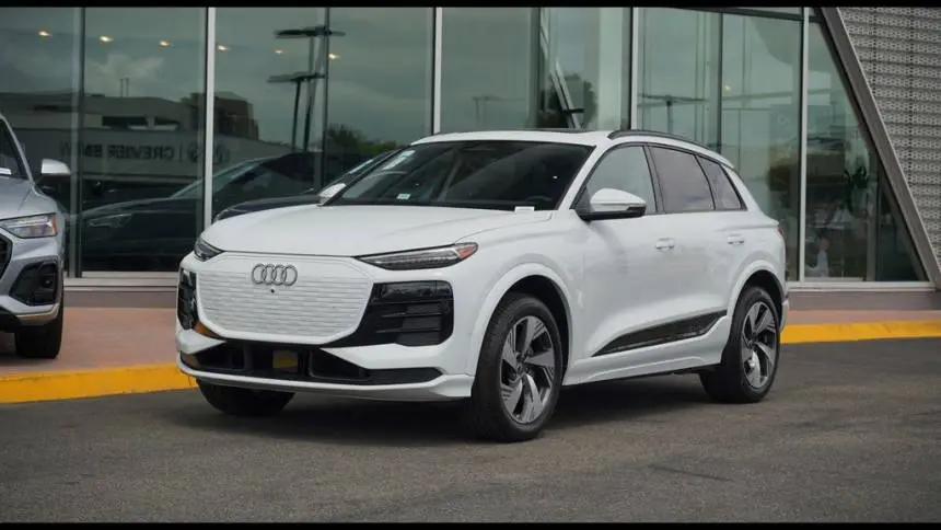 2025 Audi Q6 e-tron WA124BGF2SA021698