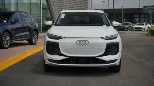 2025 Audi Q6 e-tron WA124BGF2SA021698