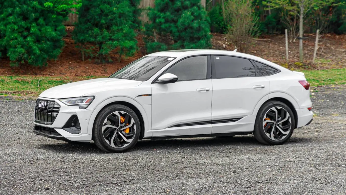 2023 Audi e-tron WA12AAGEXPB013733