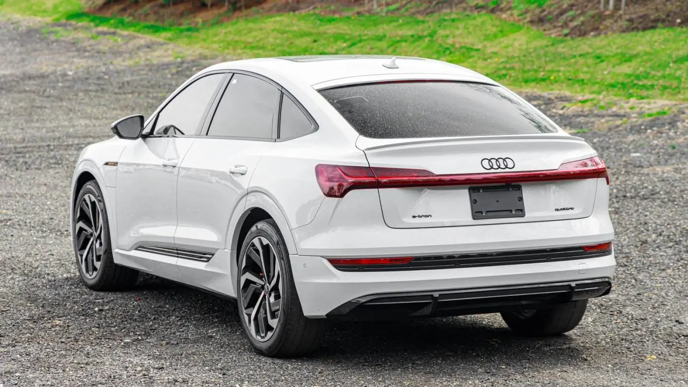 2023 Audi e-tron WA12AAGEXPB013733